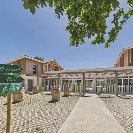 Le Fish - Pour 3 - Piscine Commune